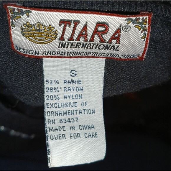 Embellished Vnt Sweater - Picture 5 of 5